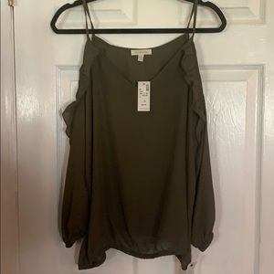 Cold shoulder flowy green blouse